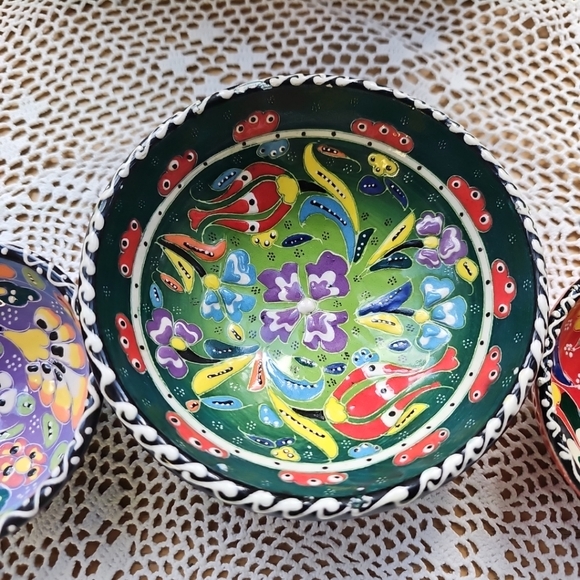 Handpainted Turkish Bowls Set Of 3. Signed On Two Not One One - Picture 2 of 10